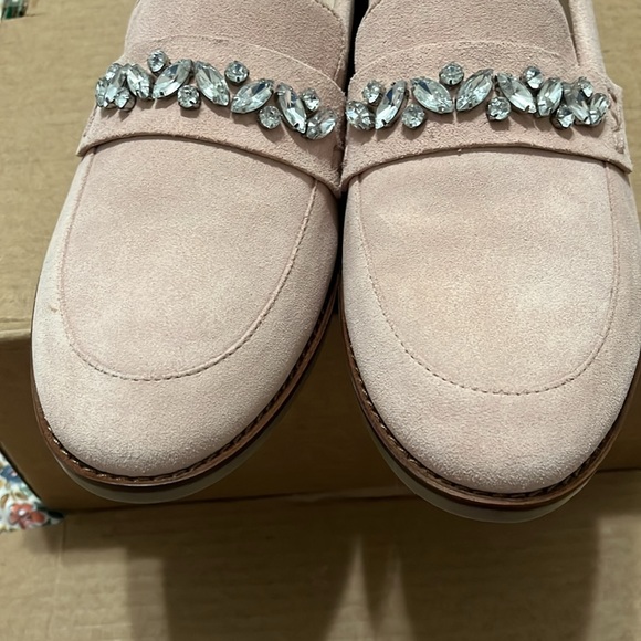 Vionic Gem Bedazzled Blush Pink Loafers - Picture 10 of 12